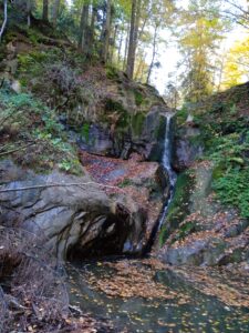 Cascada Șoimu-Buzdrea